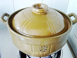 莲藕红枣黑豆排骨汤的做法步骤:4