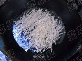 凉拌蒜苗金针菇的做法步骤：4