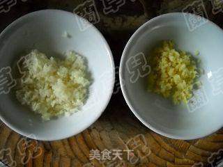 凉拌蒜苗金针菇的做法步骤:5