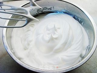 戚风蛋糕(原味)的做法步骤:8