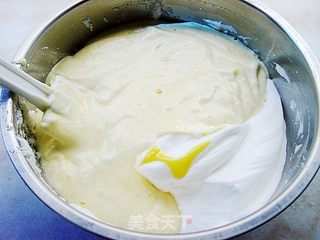 戚风蛋糕(原味)的做法步骤:9