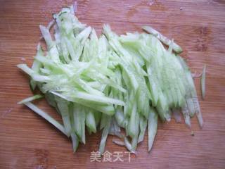 【夏日小凉菜】凉拌金针菇的做法步骤:3
