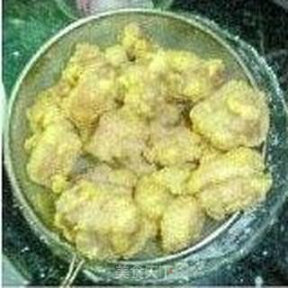 凤梨咕噜肉的做法步骤:5