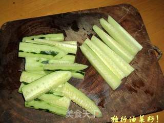 【夏日小凉菜】----芥末青瓜的做法步骤:3
