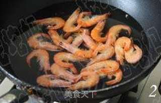 减肥的MM看过来 水果虾仁油条沙拉的做法步骤:2