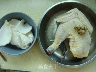 椰肉浸鸡的做法步骤:2