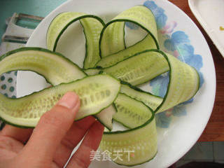 【夏日小凉菜】如此简单【香拌西芹番茄】的做法步骤:5