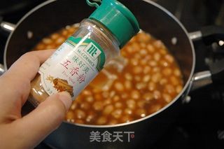 台湾风味小菜·花生卤面筋的做法步骤：5