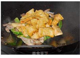 老干妈辣酱炒豆腐的做法步骤:9