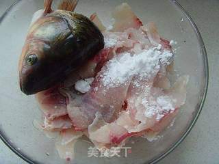 【川菜】:酸菜鱼的做法步骤:5