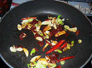 【川菜】家常回锅豆腐的做法步骤：10