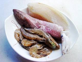 美味的“海鲜披萨”的做法步骤:5