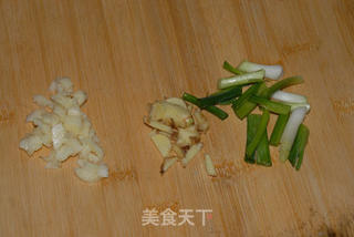 【川菜】青椒炒蟹的做法步骤：4