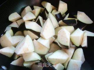 【川菜】--鱼香茄子的做法步骤：3