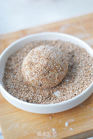 紫薯麻团——小麻团里蕴藏的紫色韵味的做法步骤:6
