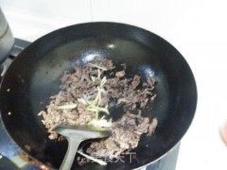 干煸牛肉丝的做法步骤:7