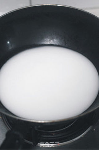 【川菜】蒜香豆豉凉粉——无添加剂的自制凉粉也可以很嫩滑爽口的做法步骤:3