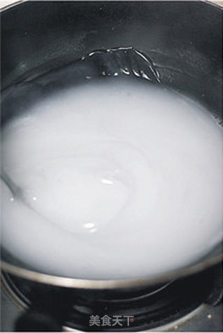 【川菜】蒜香豆豉凉粉——无添加剂的自制凉粉也可以很嫩滑爽口的做法步骤:5