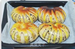 【经典花式豆沙面包】——有馅的面包你忍心抗拒吗?的做法步骤:12