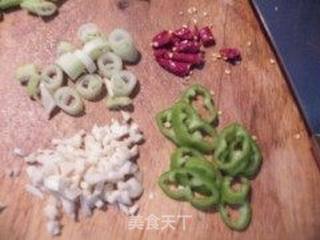 宫保鸡丁的做法步骤:4