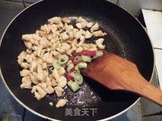 宫保鸡丁的做法步骤:12