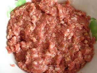 【鲁菜】----汆牛肉丸子的做法步骤：6