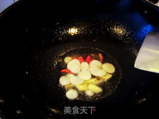 【鲁菜】香而不腻,吃而不厌——啤酒香菇鸡翅的做法步骤:9