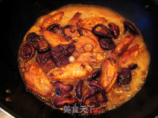 【鲁菜】香而不腻,吃而不厌——啤酒香菇鸡翅的做法步骤:14