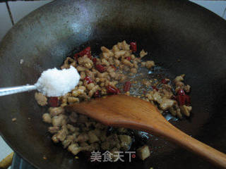 刺激你的味蕾【辣肉酱】的做法步骤:9