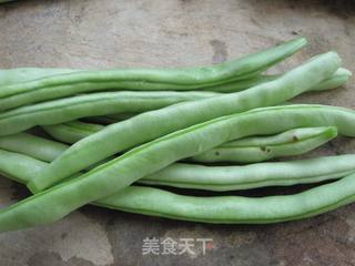 【鲁菜】蒜蓉芸豆丝烩烤鸭的做法步骤：1