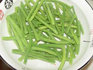 【鲁菜】——麻汁豆角的做法步骤:4