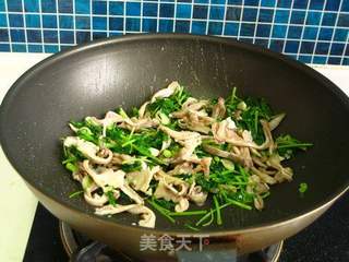 【鲁菜】----芫爆肚丝的做法步骤:13
