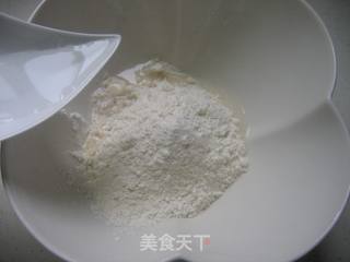 【鲁菜】葱油烙饼的做法步骤：2