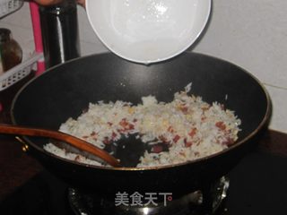 腊肠蛋炒饭的做法步骤:7
