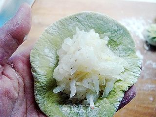 白萝卜素包子的做法步骤:5
