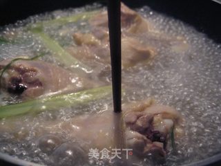 红油口水鸡的做法步骤:2