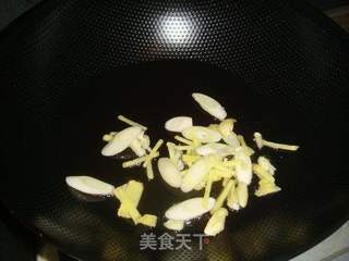 【鲁菜】--什锦小炒肉的做法步骤：4