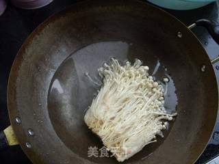 凉拌海带金针菇的做法步骤:2
