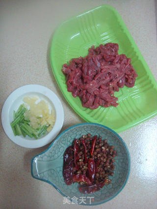 椒麻凉拌牛肉的做法步骤:2
