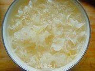 南瓜银耳羹的做法步骤:3