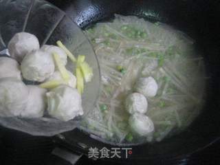 萝卜丝鱼丸汤的做法步骤:5
