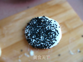芝麻糯米饼的做法步骤:4