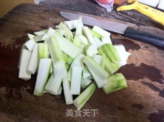 老油条丝瓜的做法步骤:2