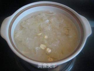 木瓜莲籽银耳汤的做法步骤:5