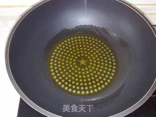 【平淡的幸福】家常炖鲅鱼的做法步骤：2