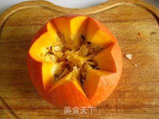 【粤菜】----金瓜腊味煲的做法步骤:5