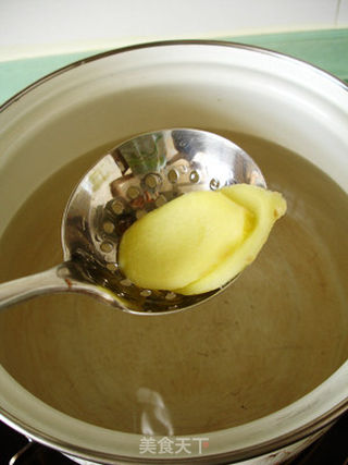 【粤菜】--冰糖银耳炖木瓜的做法步骤:4