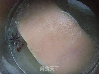 【粤菜】:南乳扣肉的做法步骤:2