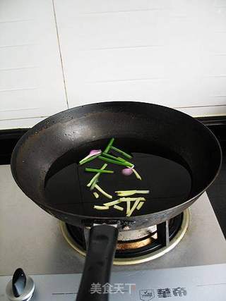 广府老火汤---凤爪海螺瘦肉汤的做法步骤:6