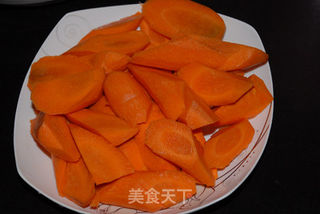 【粤菜】胡萝卜玉米马蹄汤的做法步骤：3